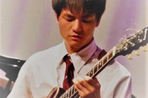 杉山慧ギター